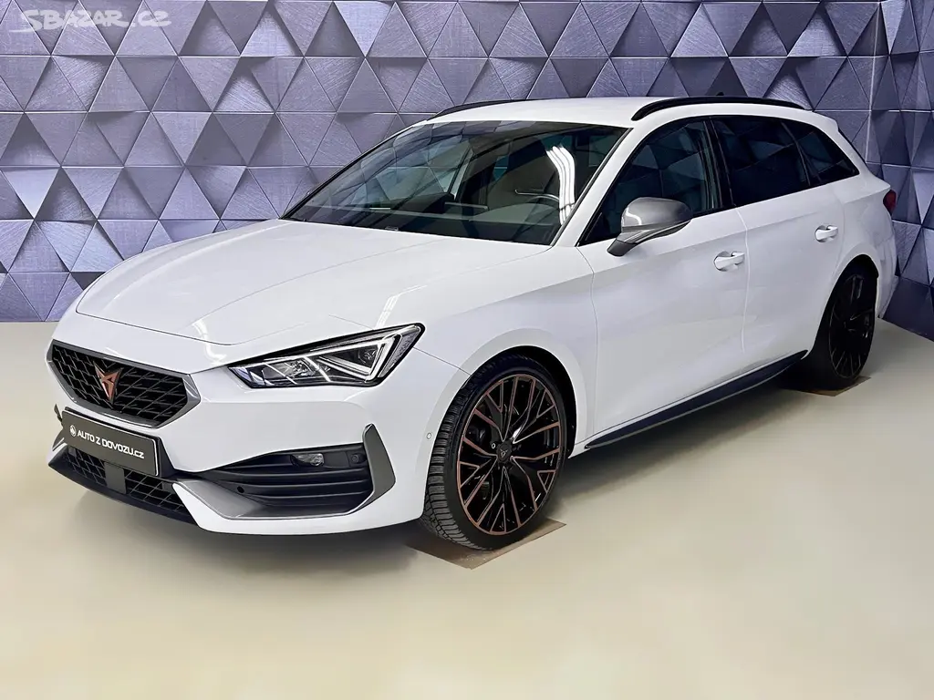 Cupra Leon, 2.0TSI 228KW DSG 4WD, LED, ACC